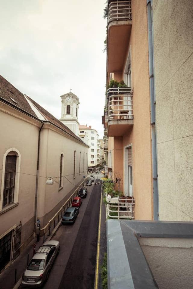 Very Modern And Cozy Ac * Budapest